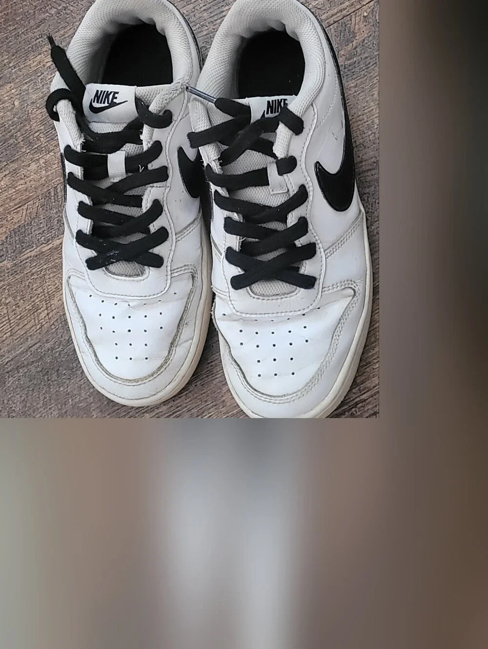 Nike Men’s White and Black Low Top Sneakers with Swoosh